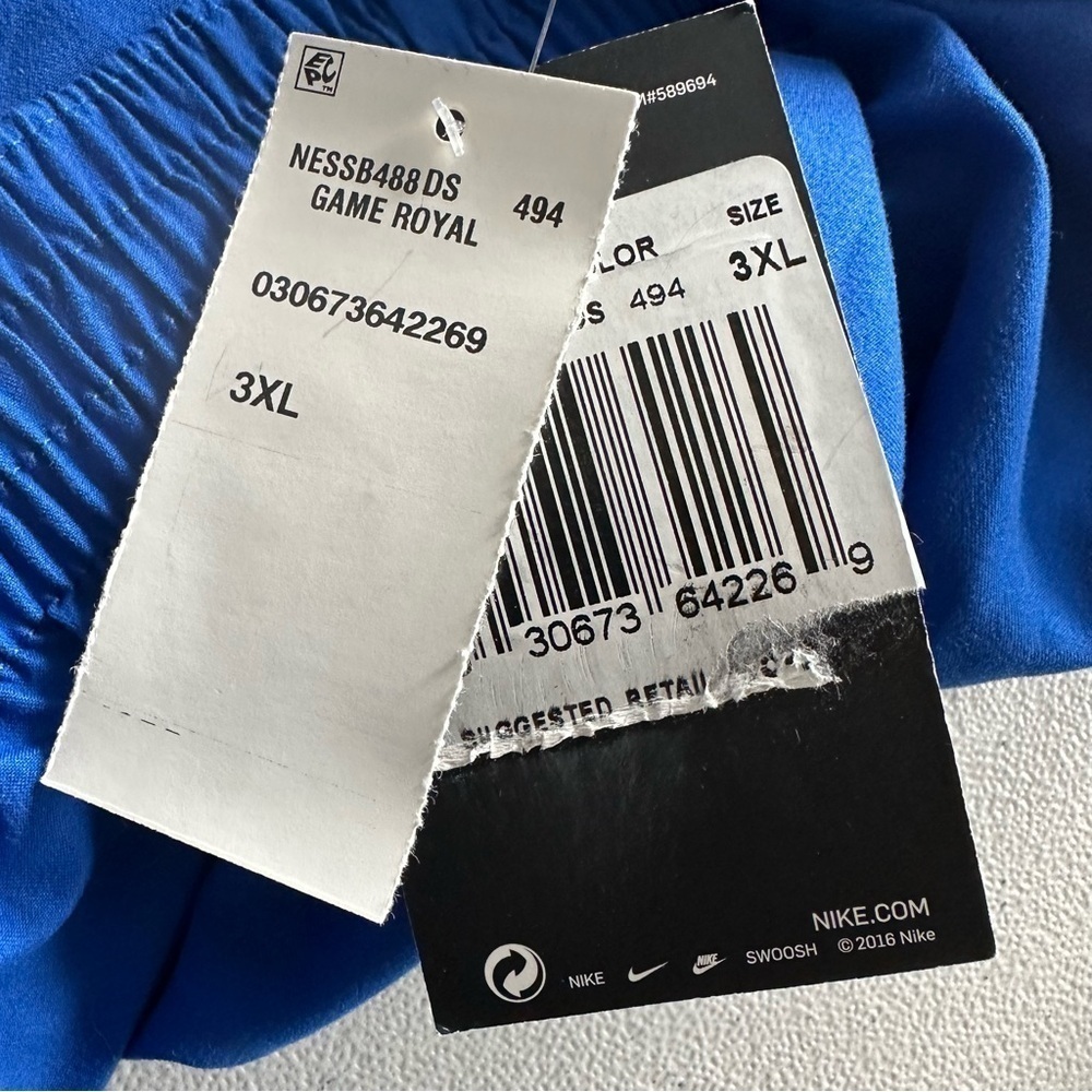 Nike meen's Split Colorblocked 9" Swim Trunks - Picture 6 of 8